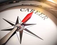 Career compass pixabay AbsolutVision 2646437 1280 35gdme