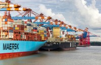 Tariffs shipping containers Unsplash gWTQ5w
