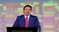 Facebook Ron DeSantis 3uJMFr