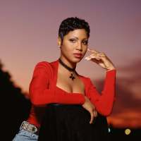 Facebook Toni Braxton szLoxD