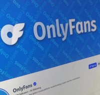 JB OnlyFans logo Facebook v4mC5O