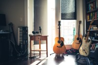 Unsplash guitars wes hicks MEL jJnm7RQ 8MULSY